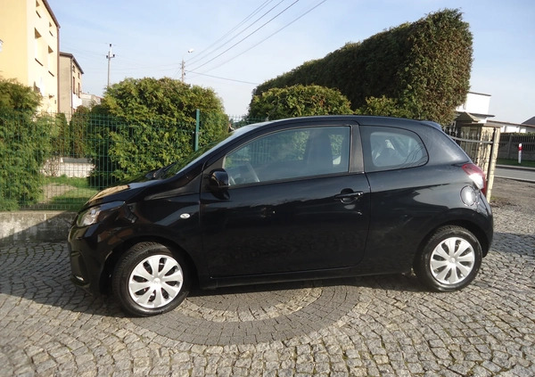 Peugeot 108 cena 25900 przebieg: 122000, rok produkcji 2016 z Leżajsk małe 121
